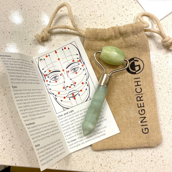 Ginger Chi Jade Roller - Picture 1 of 2